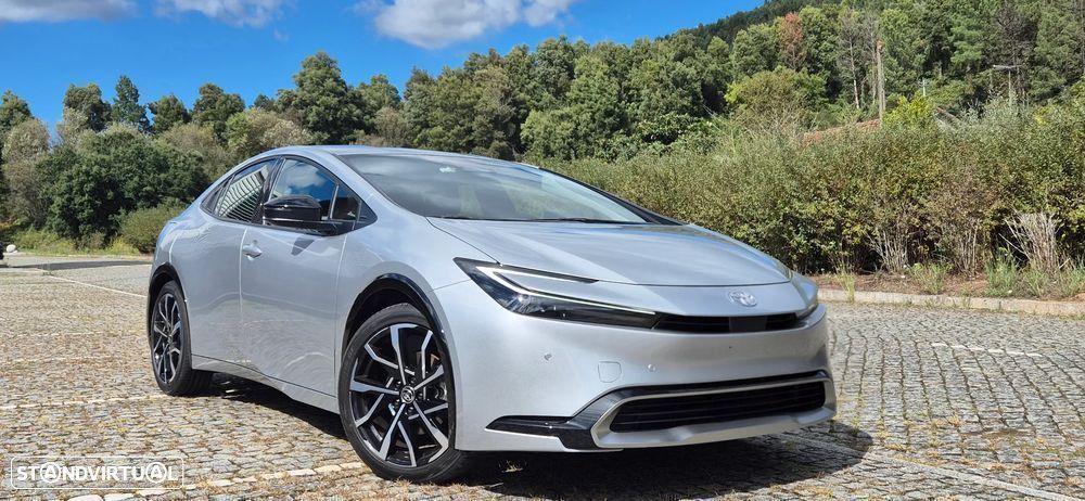 Toyota Prius 2.0 Plug-in Luxury - 1