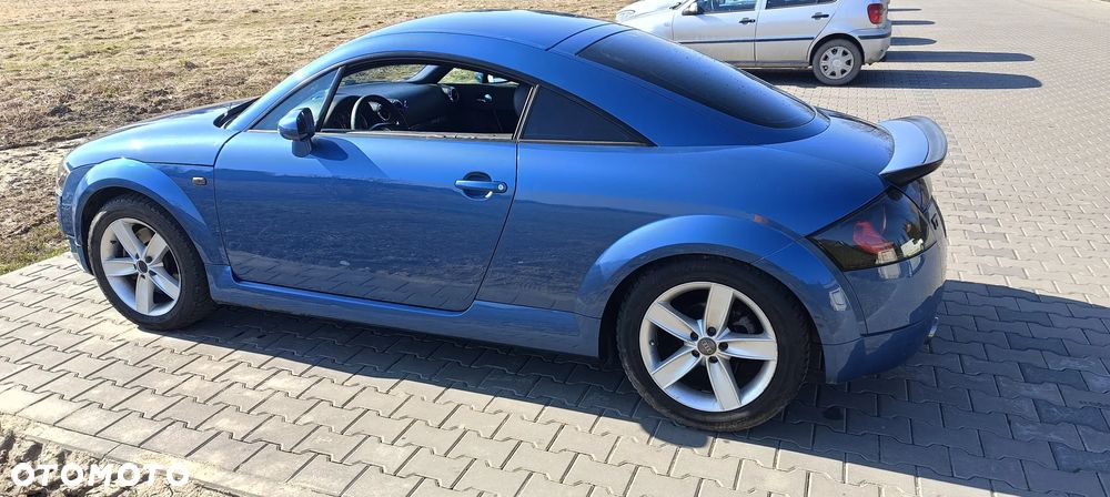 Audi TT Coupé 1.8T Quattro - 8