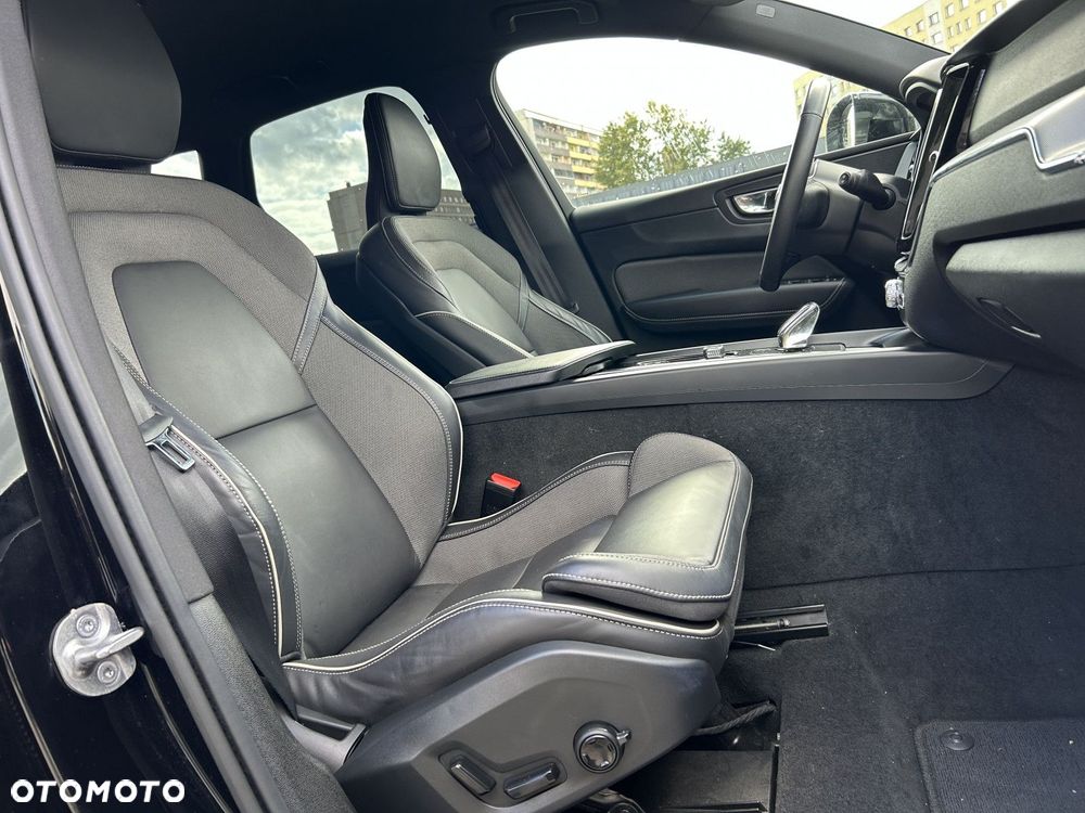 Volvo XC 60 - 18