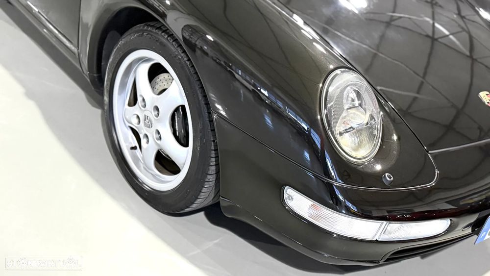 Porsche 911 (993) Cabriolet 3.6 Carrera 2 - 6