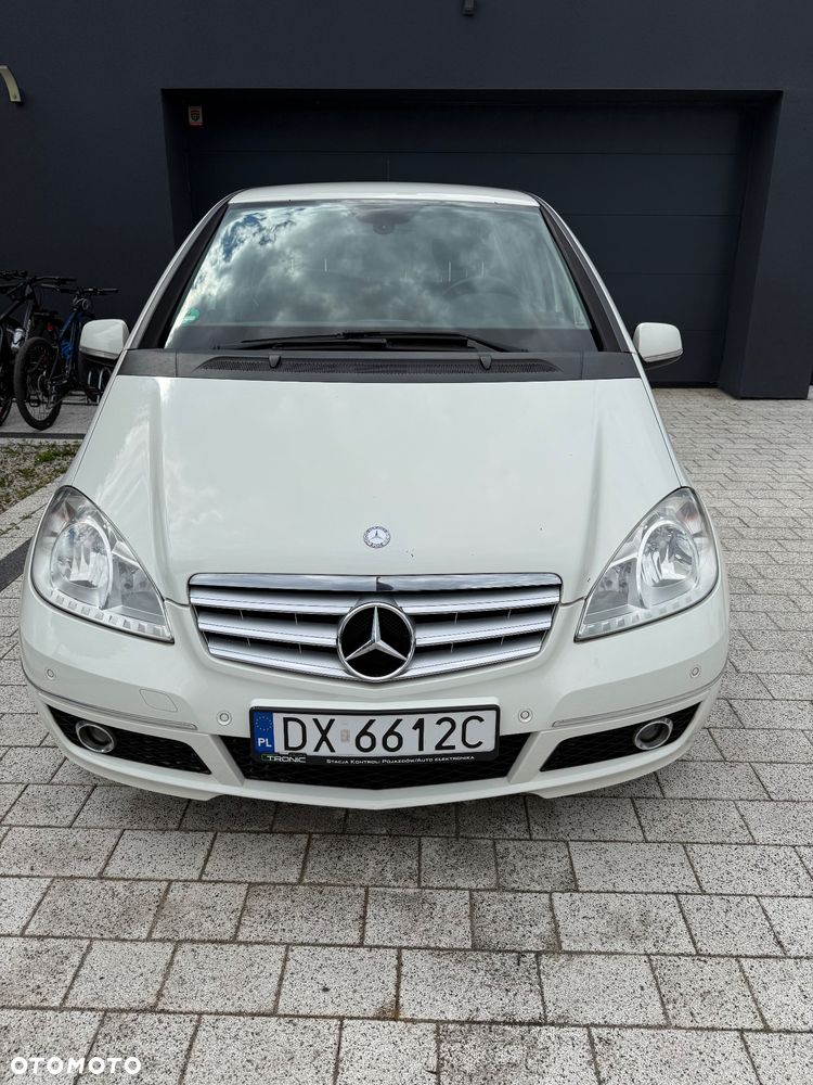 Mercedes-Benz Klasa A 180 BlueEFFICIENCY Avantgarde - 16