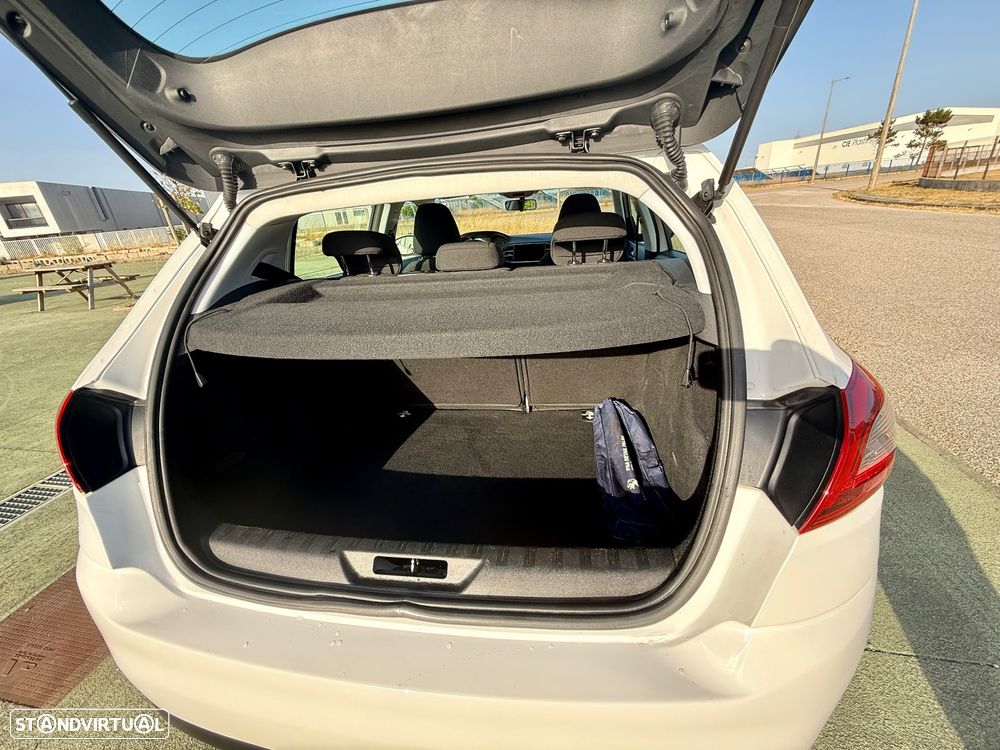 Peugeot 308 BlueHDi 130 Black Edition - 37