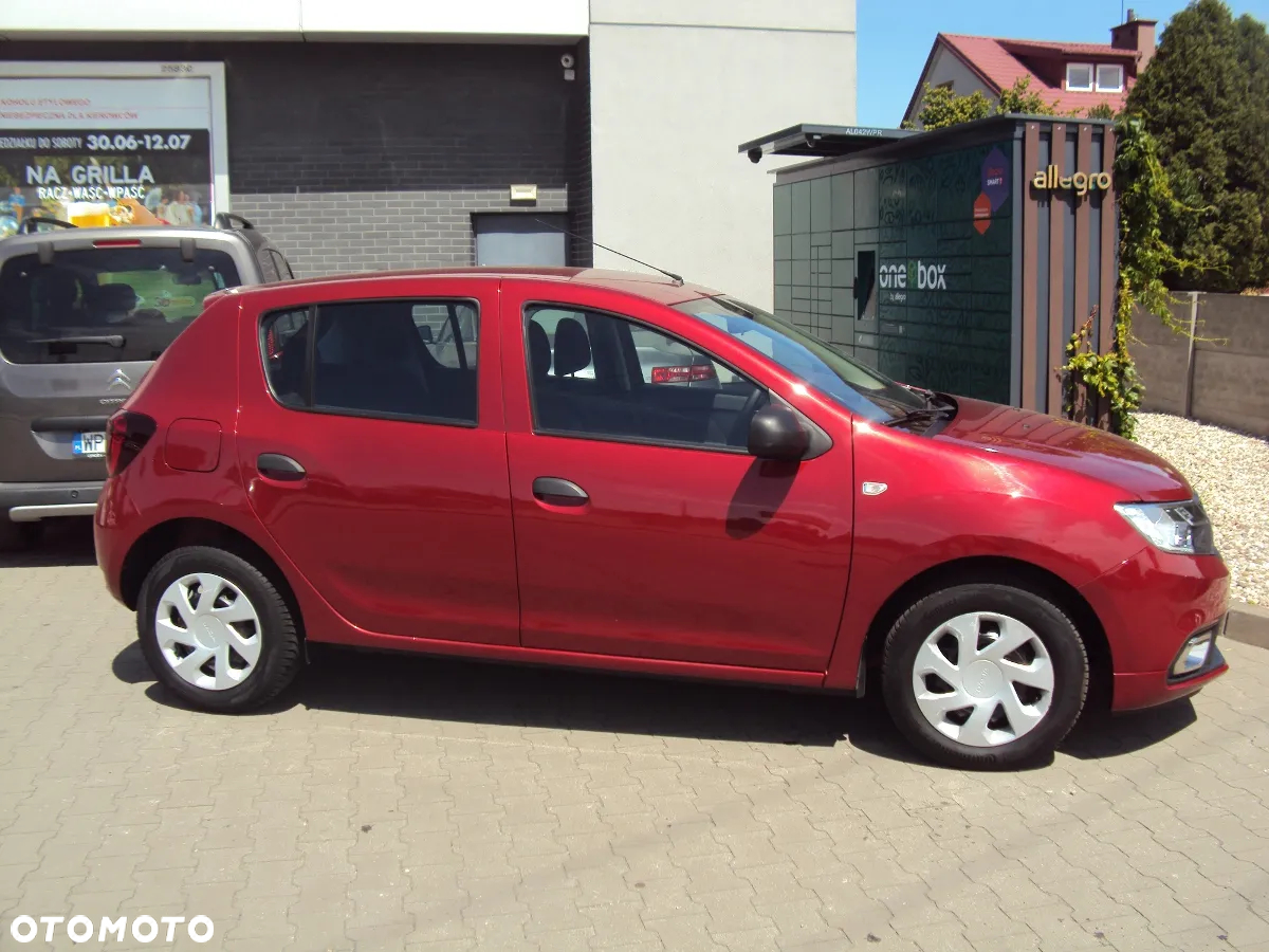 Dacia Sandero SCe 75 Essential - 2