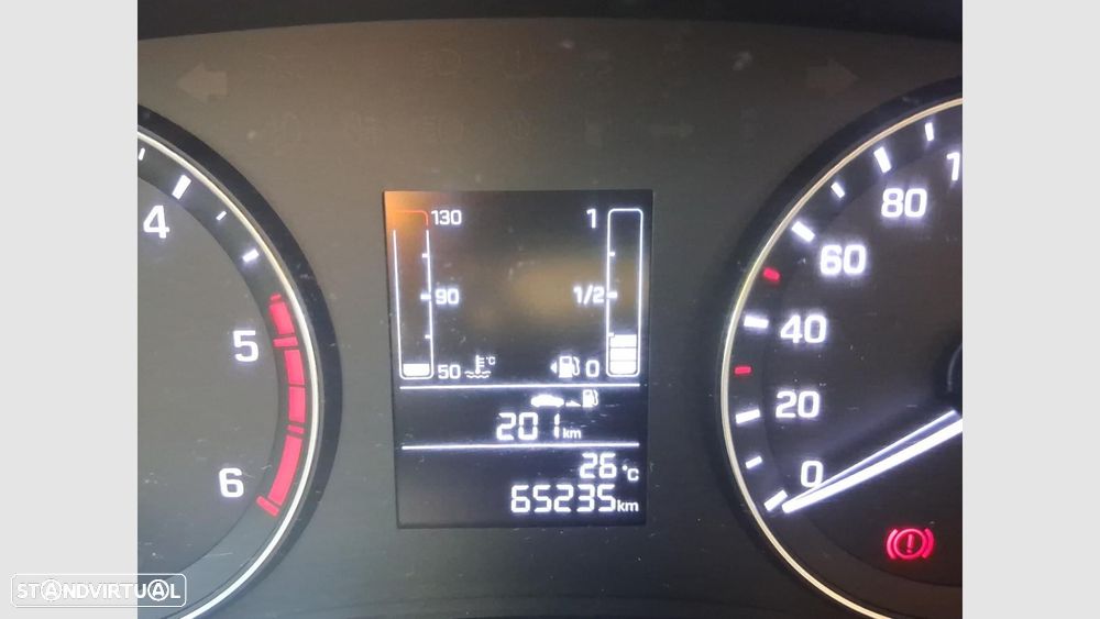 Hyundai i20 1.1 CRDi Comfort+Pack Look+JLL16 - 13