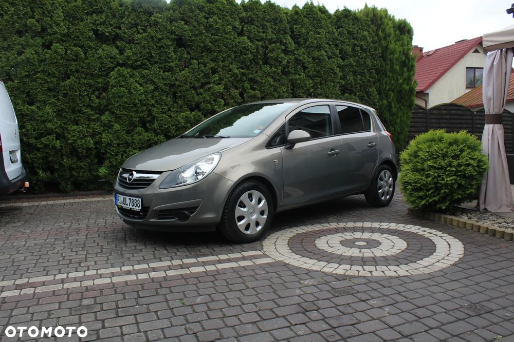 Opel Corsa - 1