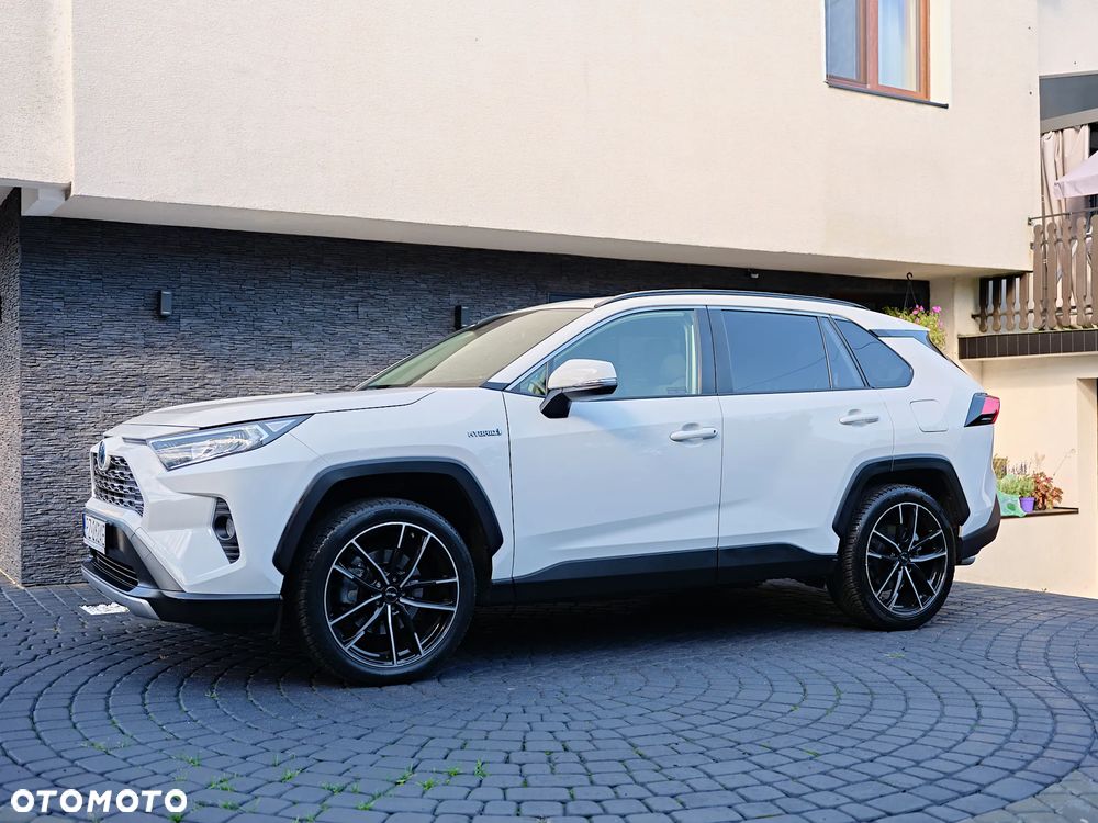 Toyota RAV4 - 8