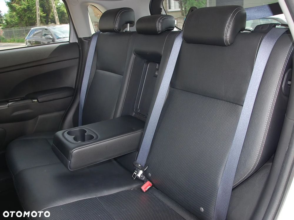 Peugeot 4008 - 11