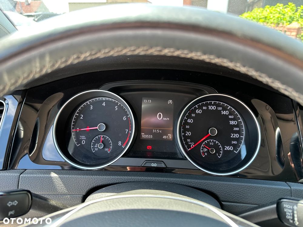 Volkswagen Golf - 9
