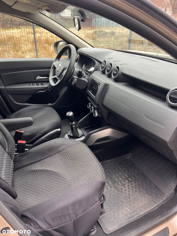 Dacia Duster 1.6 SCe Prestige 4WD - 30