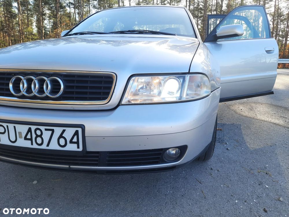 Audi A4 Limousine 1.6 - 19