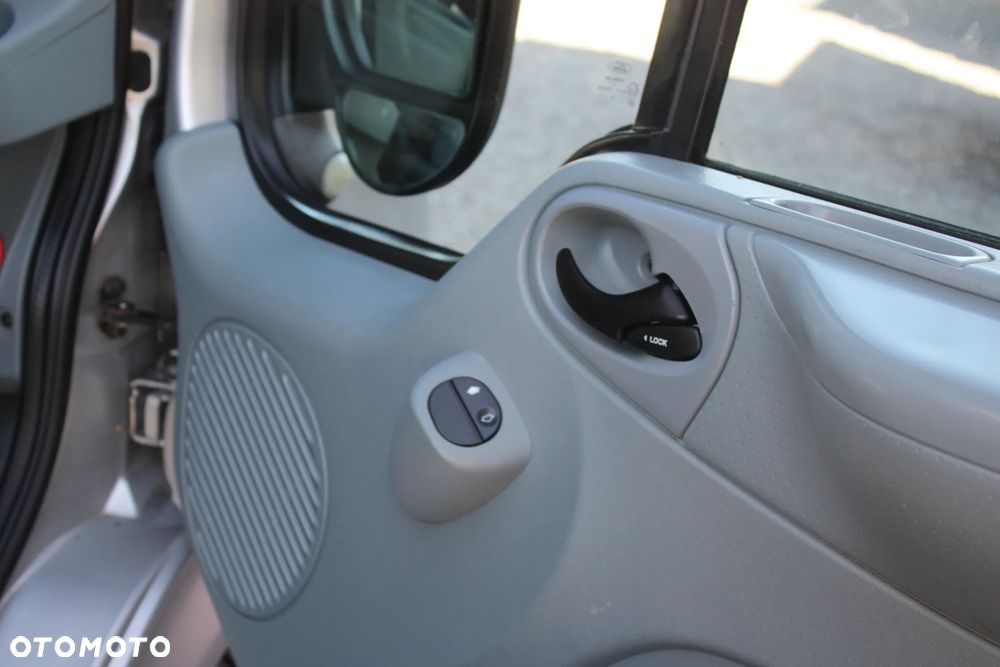 Ford Transit - 16