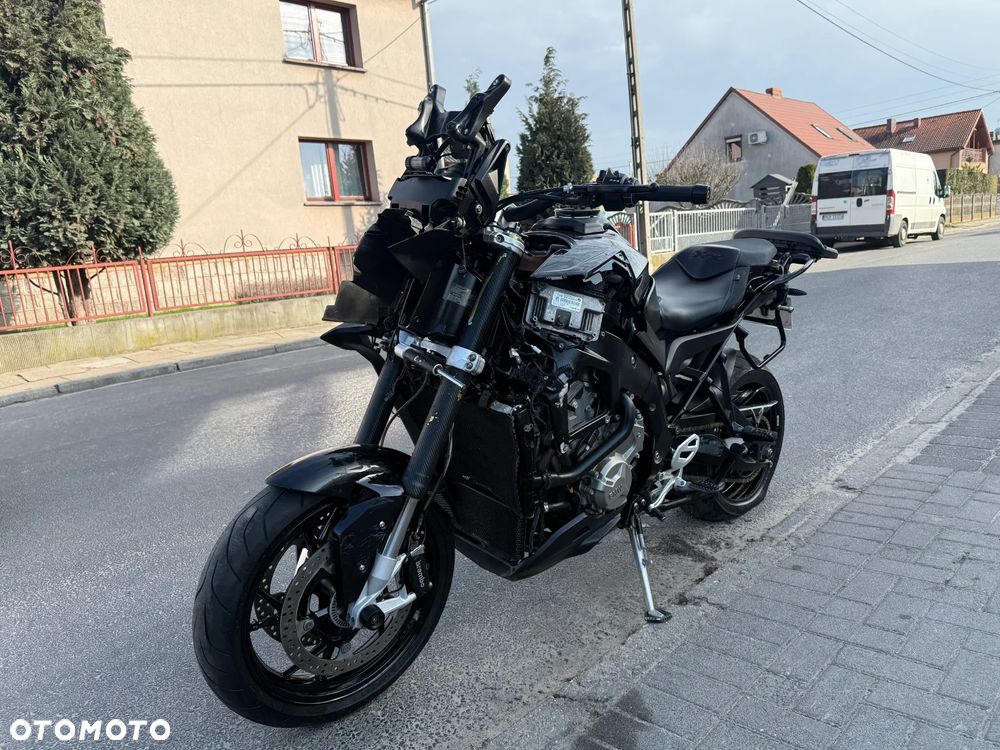 BMW S - 3