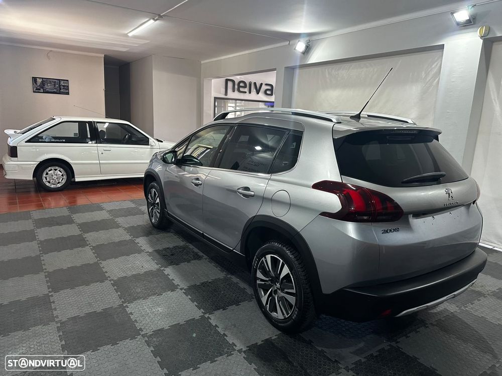 Peugeot 2008 2017 photo 5