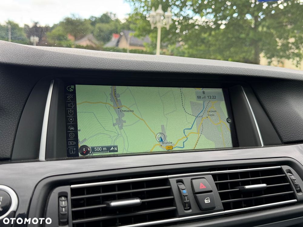 BMW Seria 5 530d xDrive Modern Line - 25