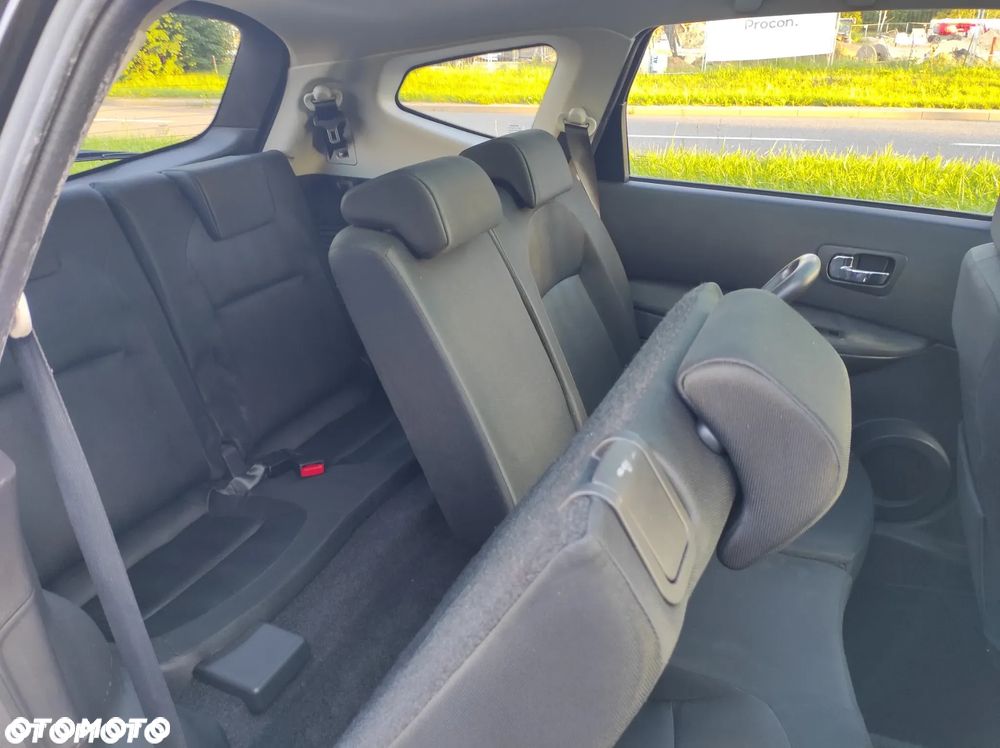 Nissan Qashqai+2 - 9
