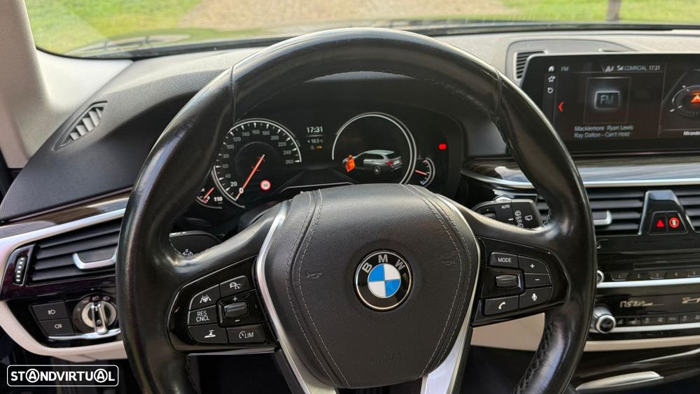 BMW 530 d Line Luxury Auto - 6