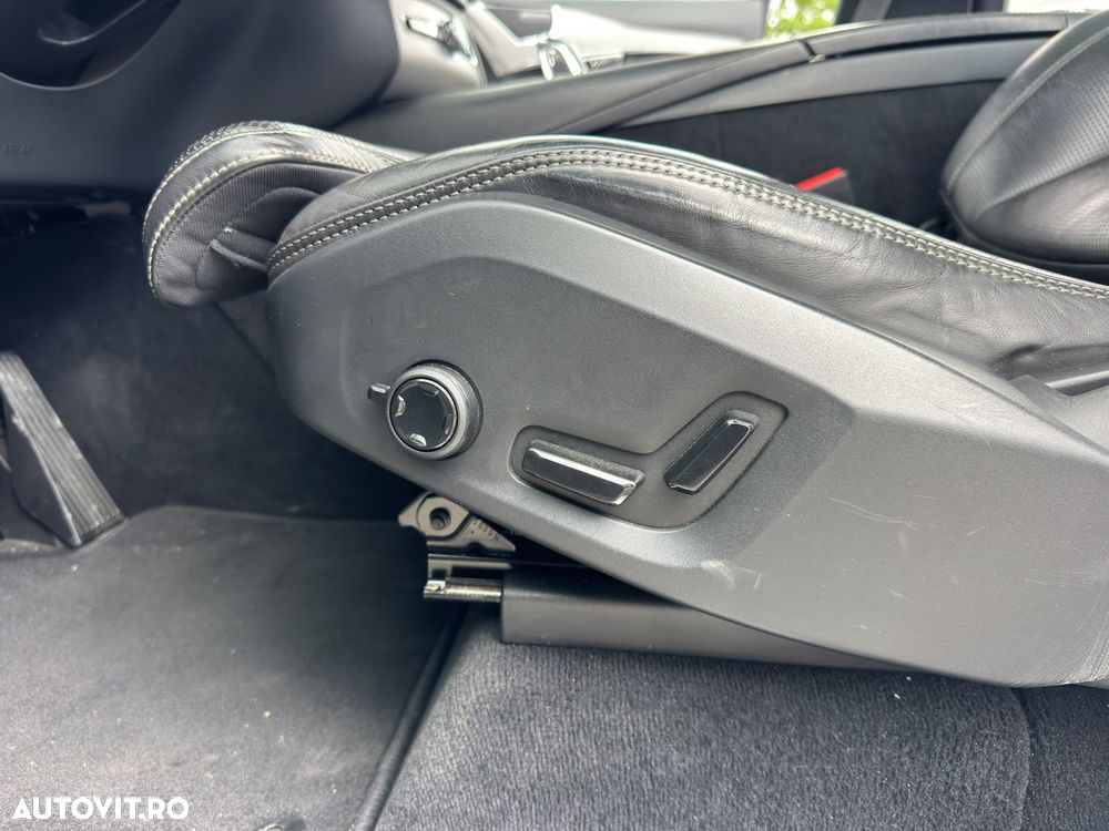 Volvo XC 90 T8 AWD Recharge Geartronic Inscription Edition - 25