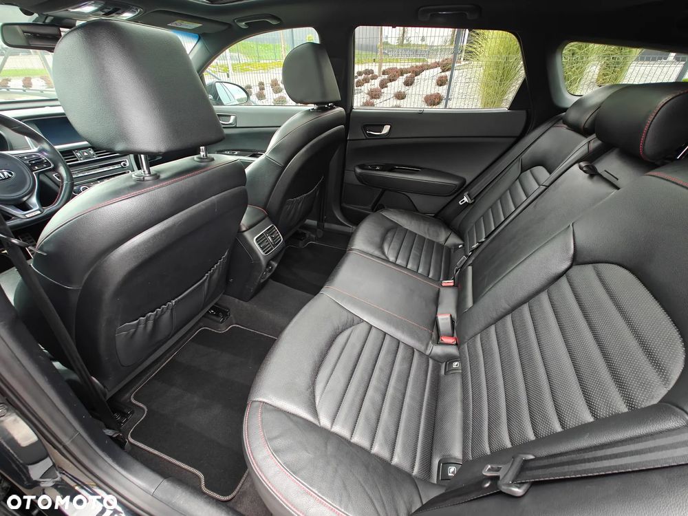 Kia Optima 2.0 T-GDI GT - 22