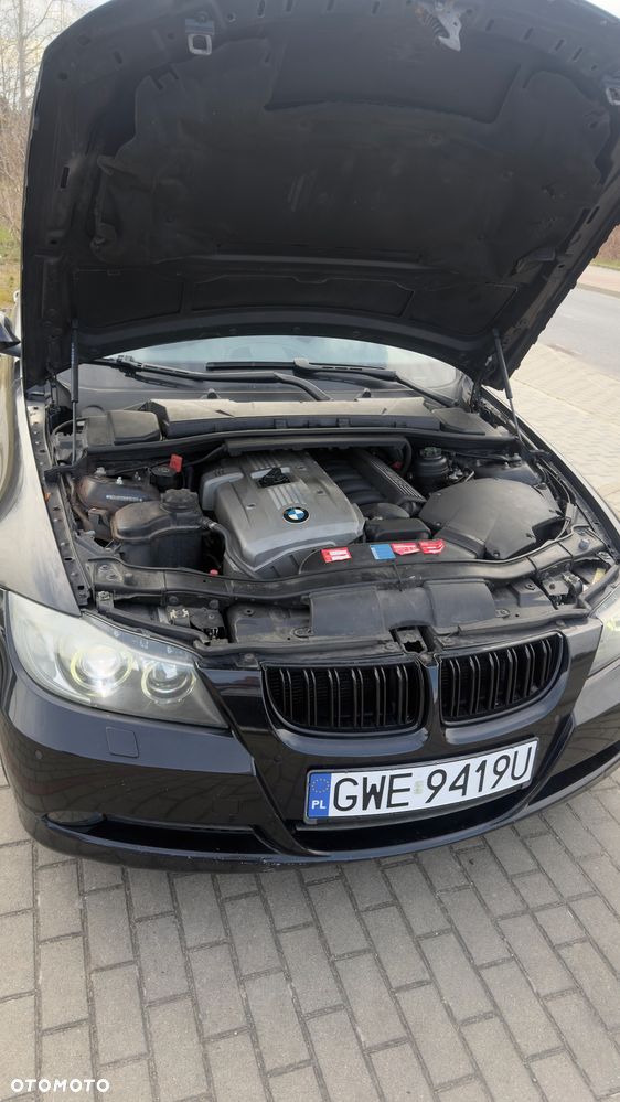 BMW Seria 3 325i - 11