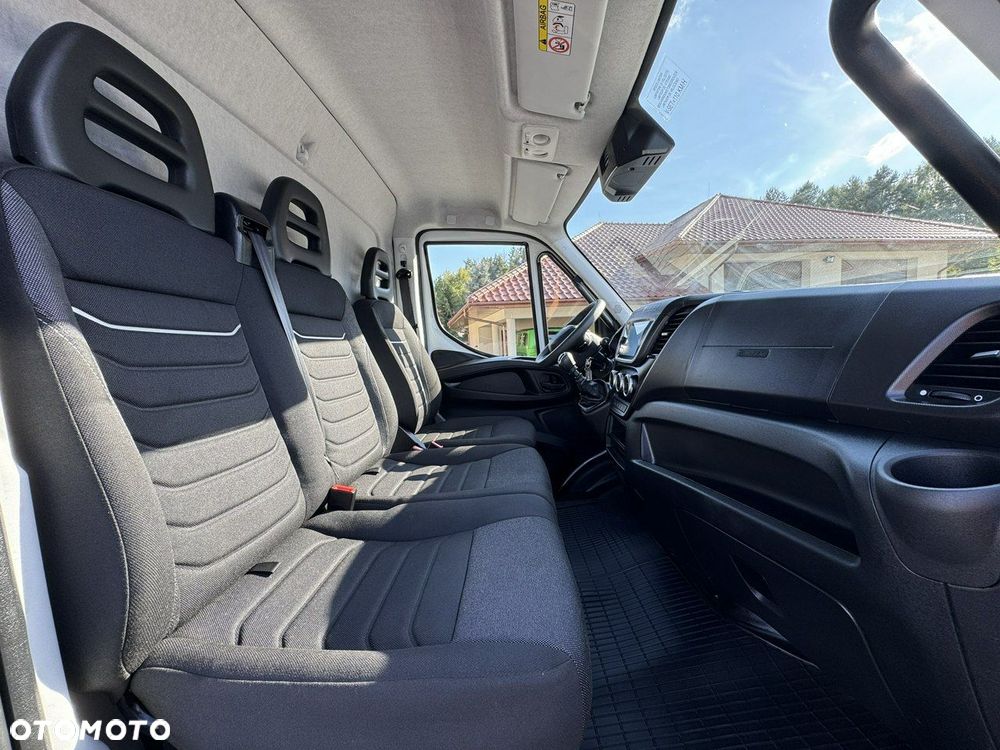 Iveco Daily 35C14 - 35