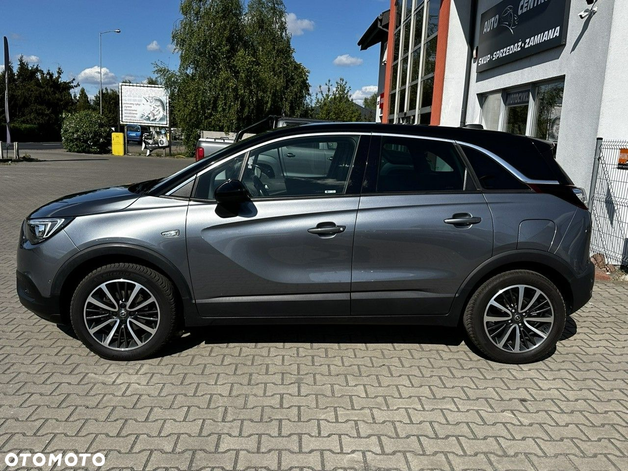 Opel Crossland X - 11