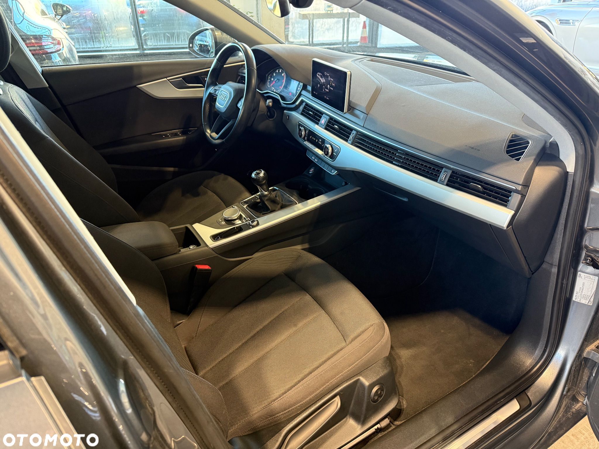 Audi A4 1.4 TFSI Design - 8