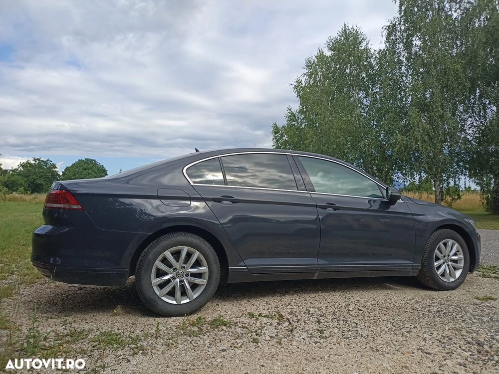 Volkswagen Passat - 2