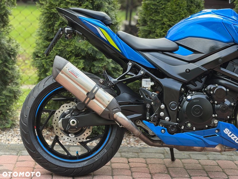 Suzuki GSX - 9