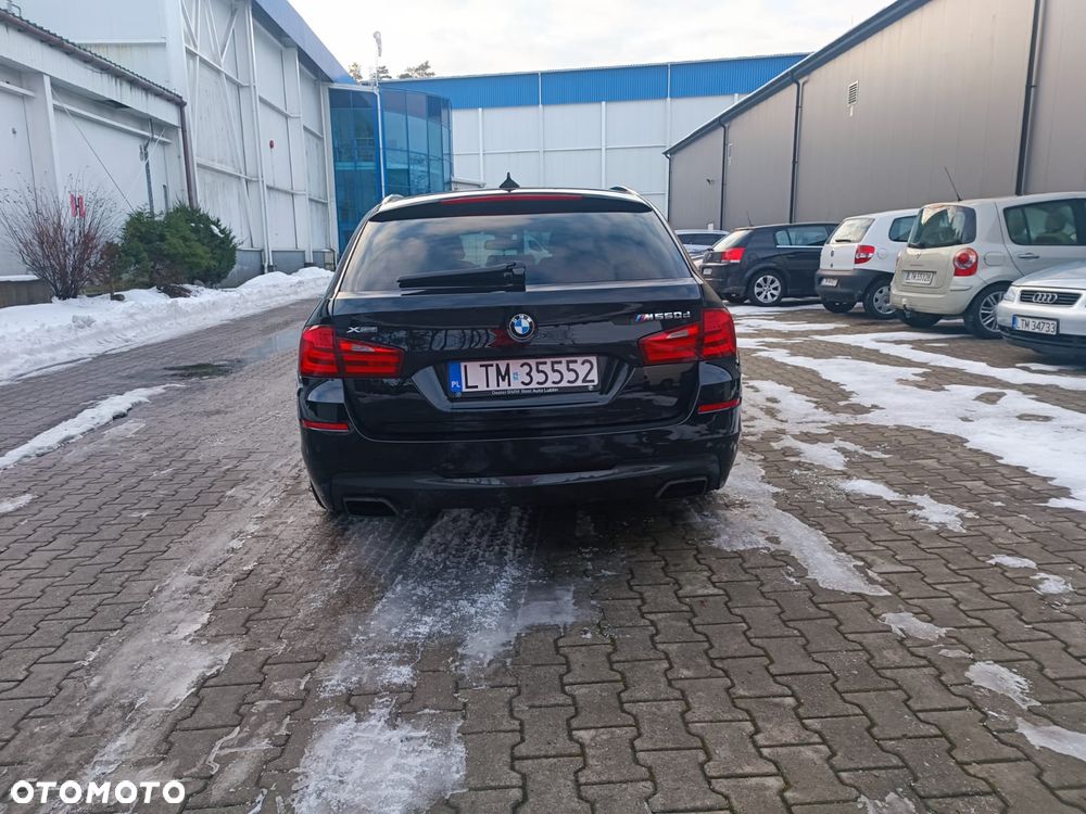 BMW Seria 5 M550d xDrive Sport-Aut - 23