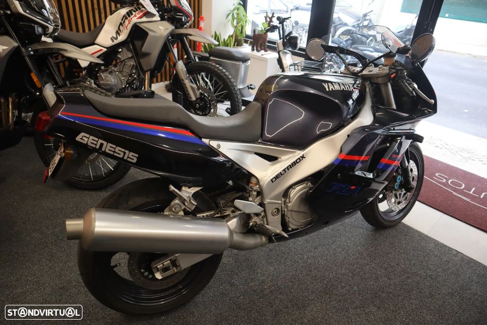 Yamaha FZR GENESIS - 3