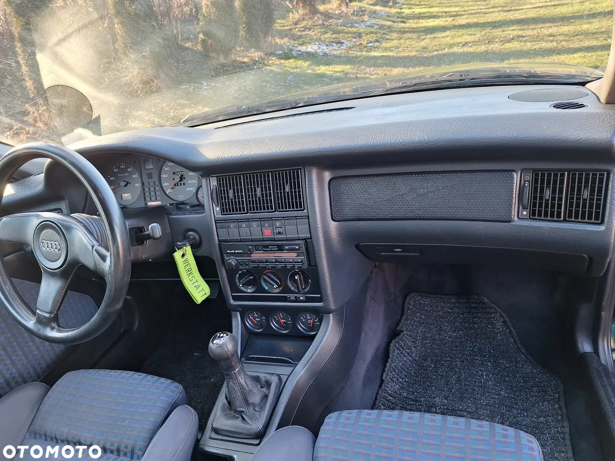 Audi Coupe 2.0 - 12
