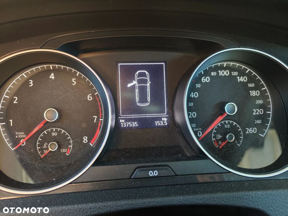 Volkswagen Golf VII 1.5 TSI BMT Trendline - 6