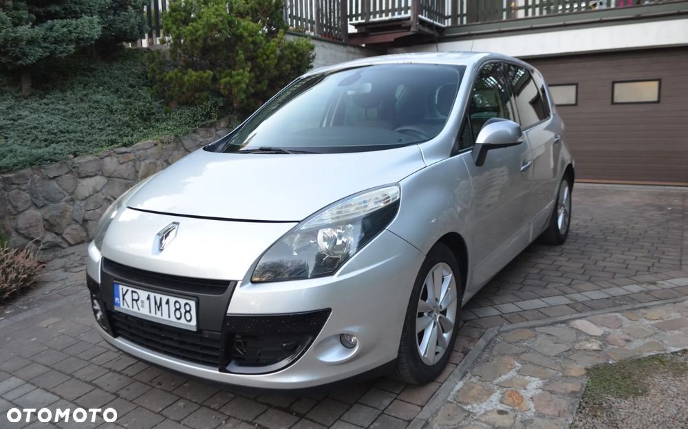 Renault Scenic - 1