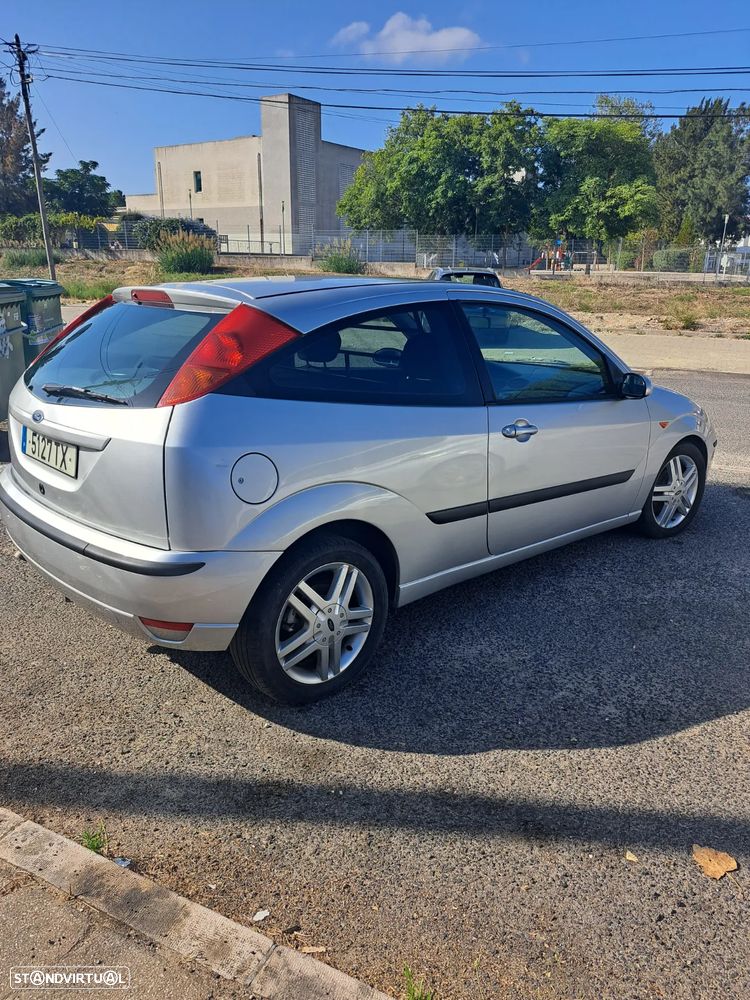 Ford Focus 1.8 TDCi Trend - 8