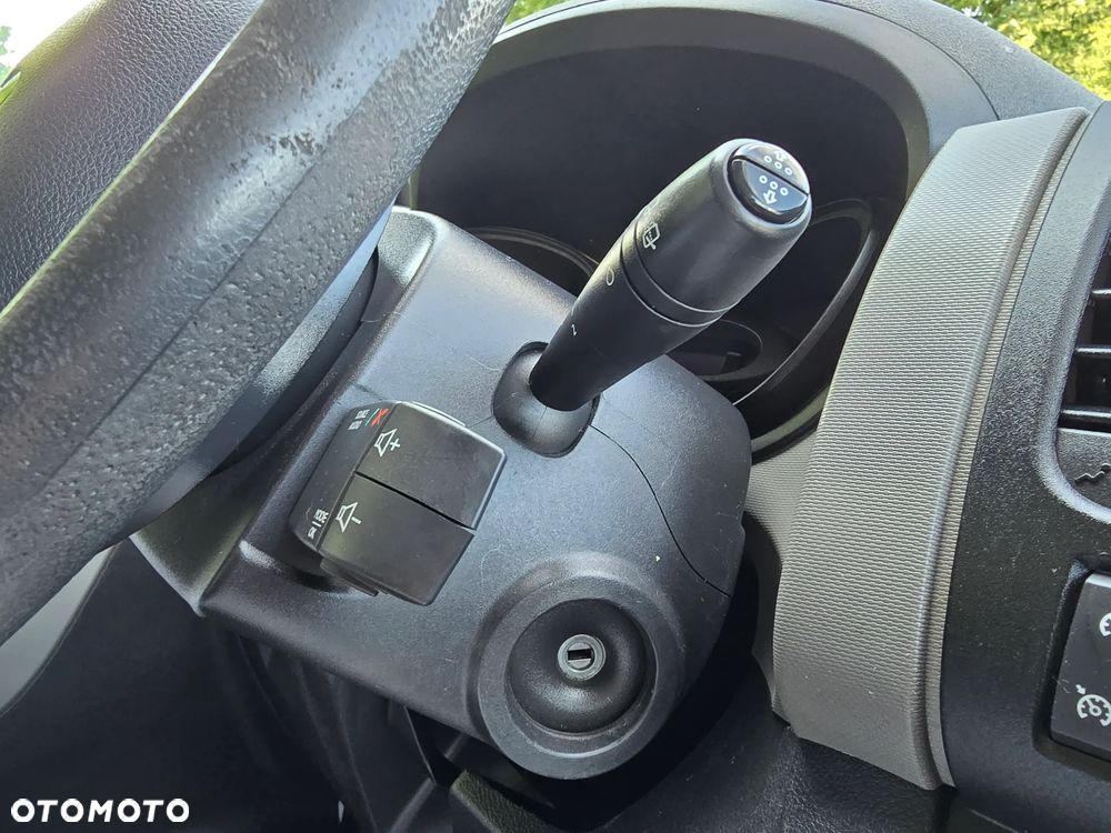 Renault Trafic 1.6 dCi 115 Grand Combi L2H1 Expression - 21