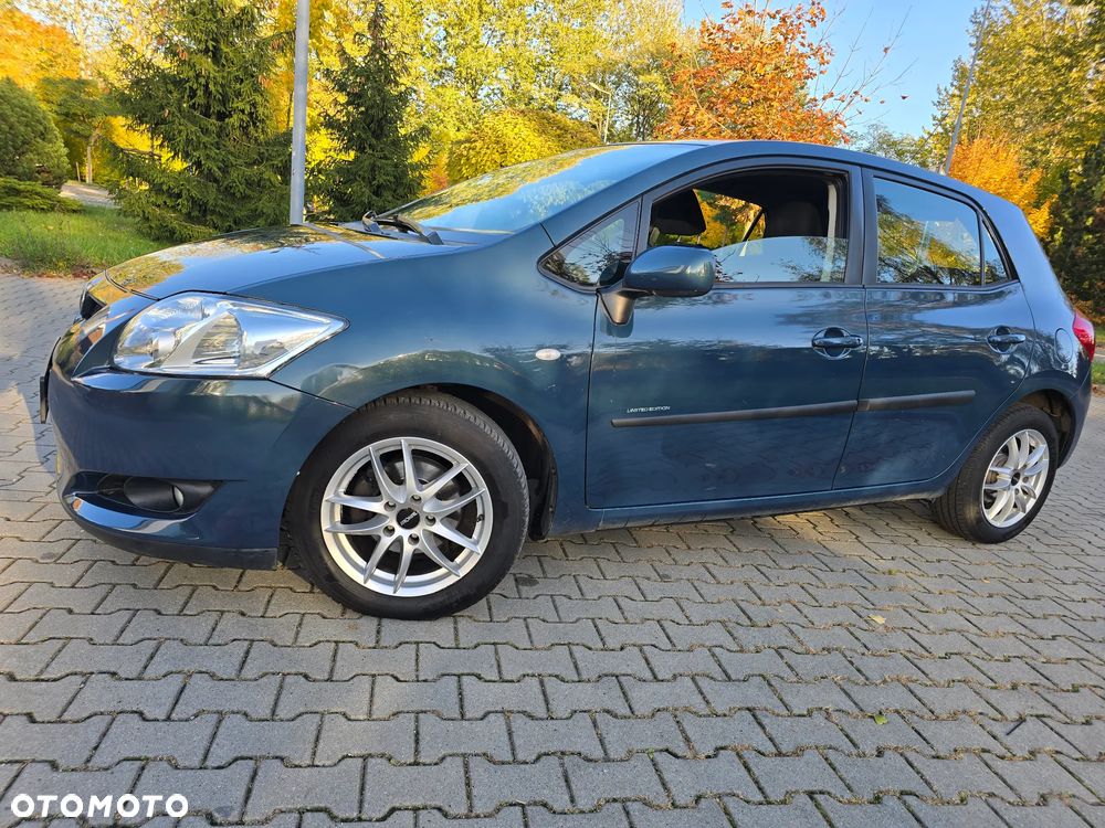 Toyota Auris - 7