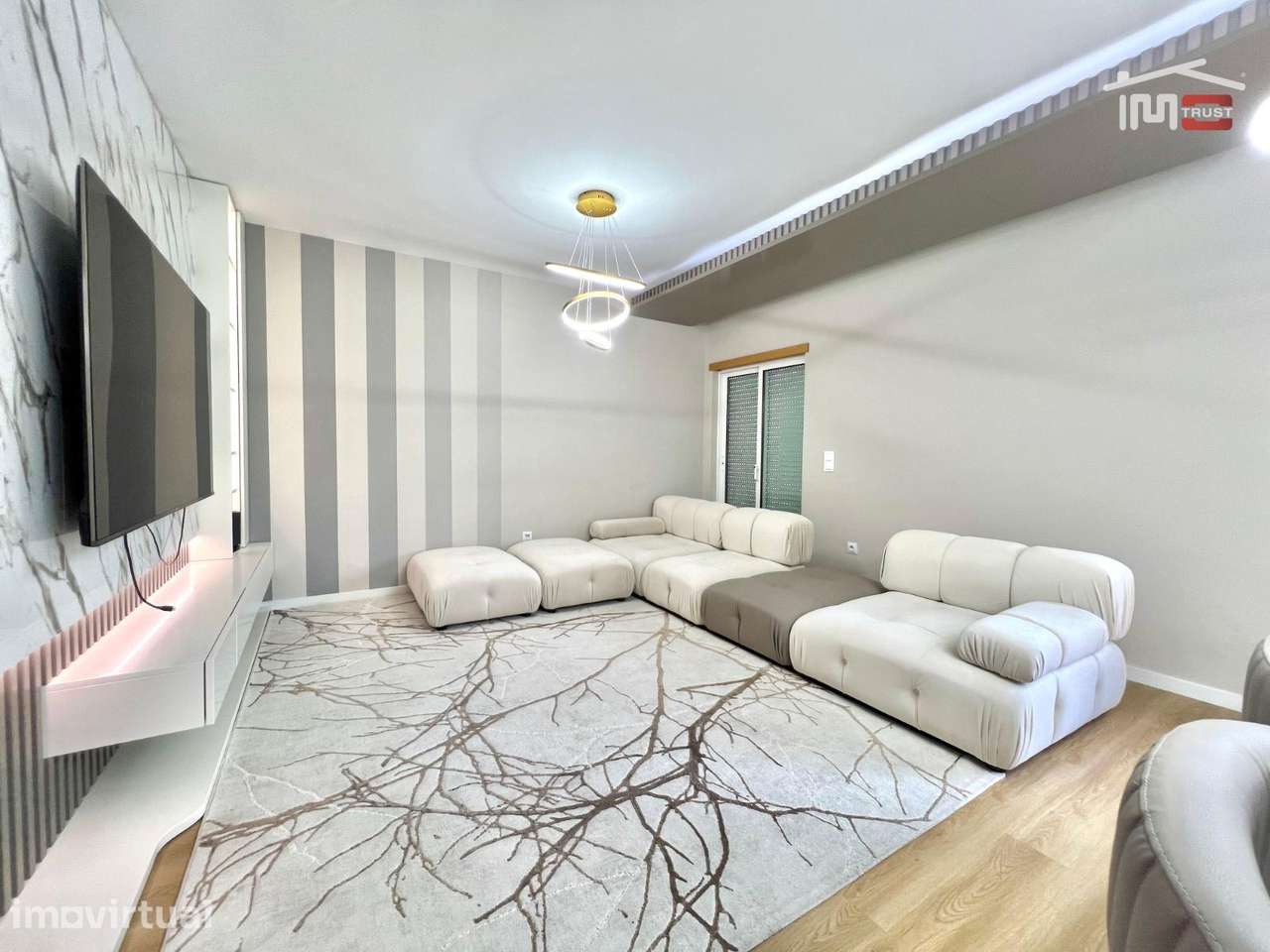 Excelente Apartamento T2 + 1 Dúplex  c/ Coz. Equipada e Garagem - Grande imagem: 2/40