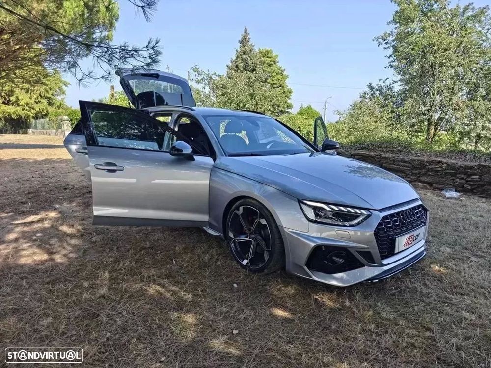 Audi A4 Avant 35 TDI Advanced S tronic - 19