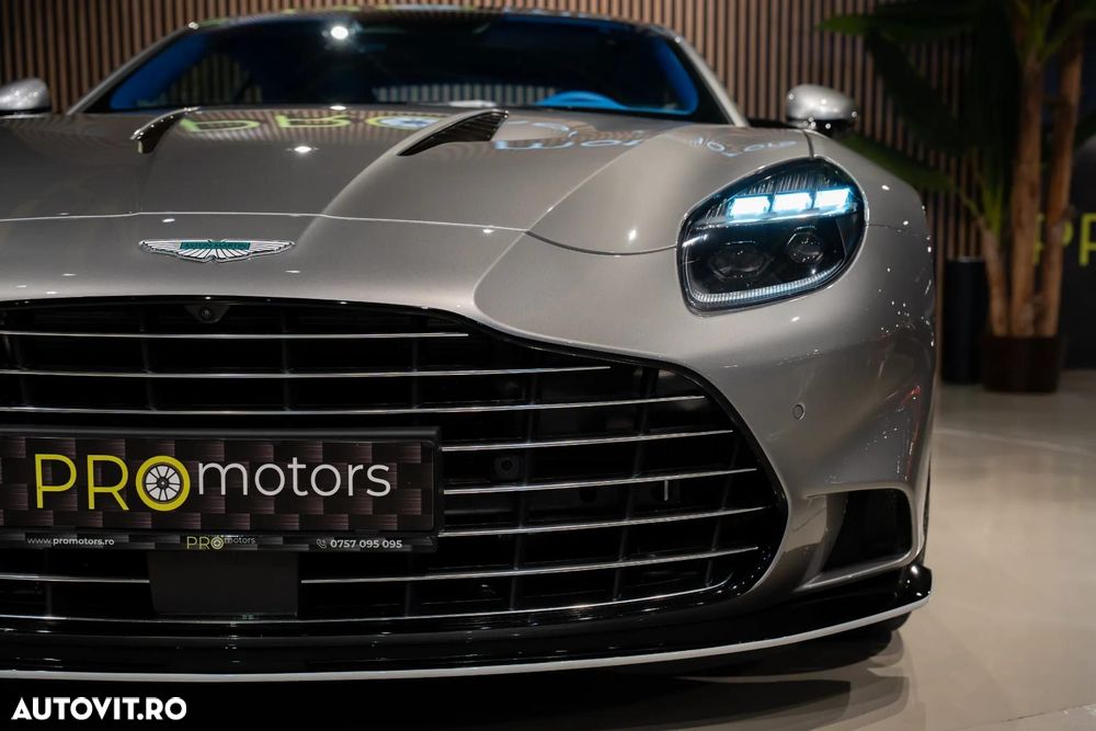 Aston Martin Vanquish - 28