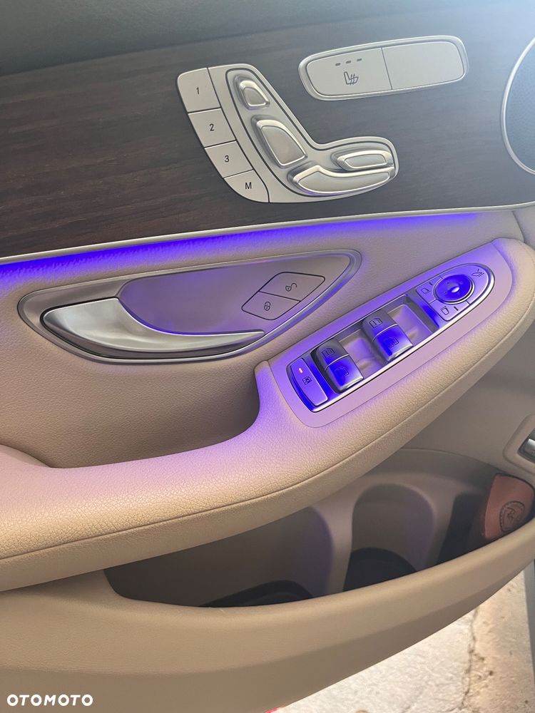 Mercedes-Benz GLC 300 4Matic 9G-TRONIC Exclusive - 19