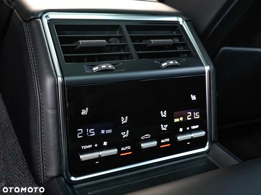Porsche Panamera Turbo - 24