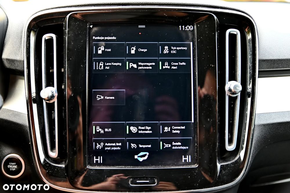 Volvo XC 40 T4 Recharge DKG Ultimate Dark - 35