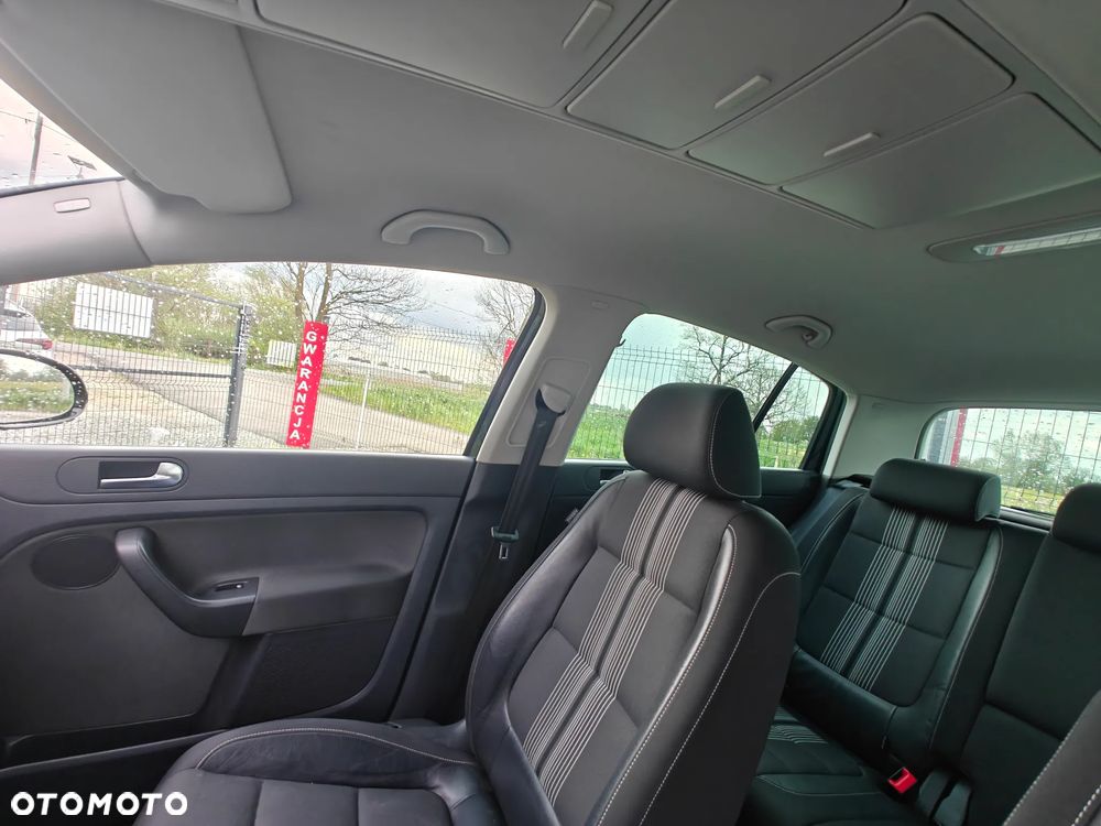 Volkswagen Golf Plus 1.2 TSI MATCH - 9