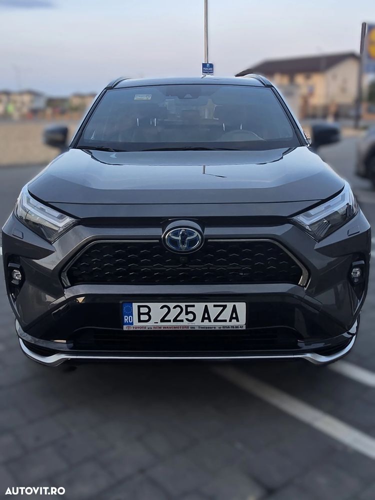 Toyota RAV4 - 8