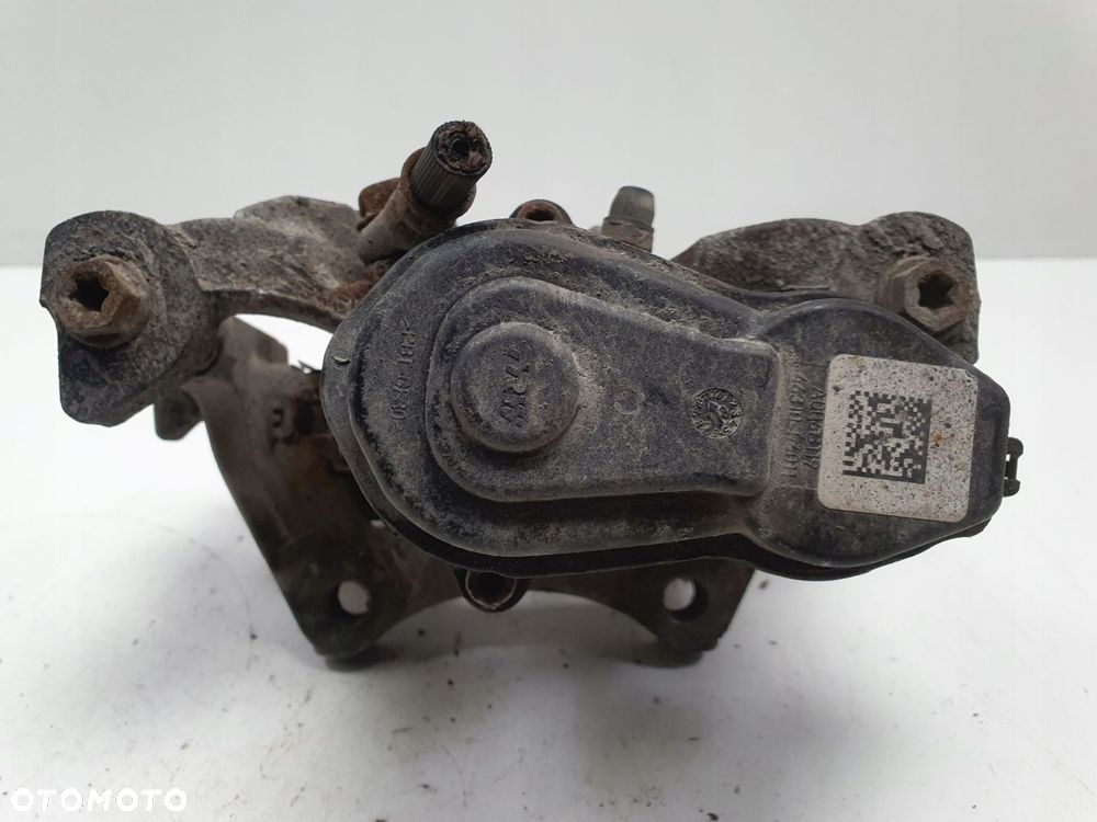 Toyota Corolla XII E21 TYLNY ZACISK HAMULCOWY prawy tył 46310-F4011 - 4
