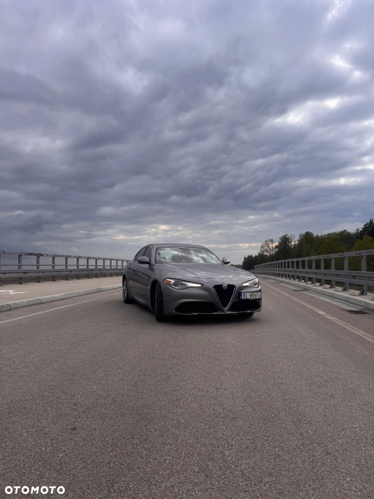Alfa Romeo Giulia - 1