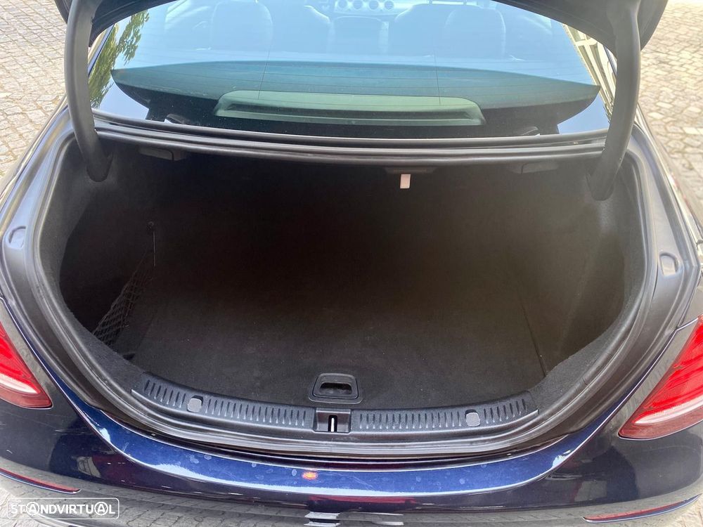 Mercedes-Benz E 220 d Avantgarde+ - 27