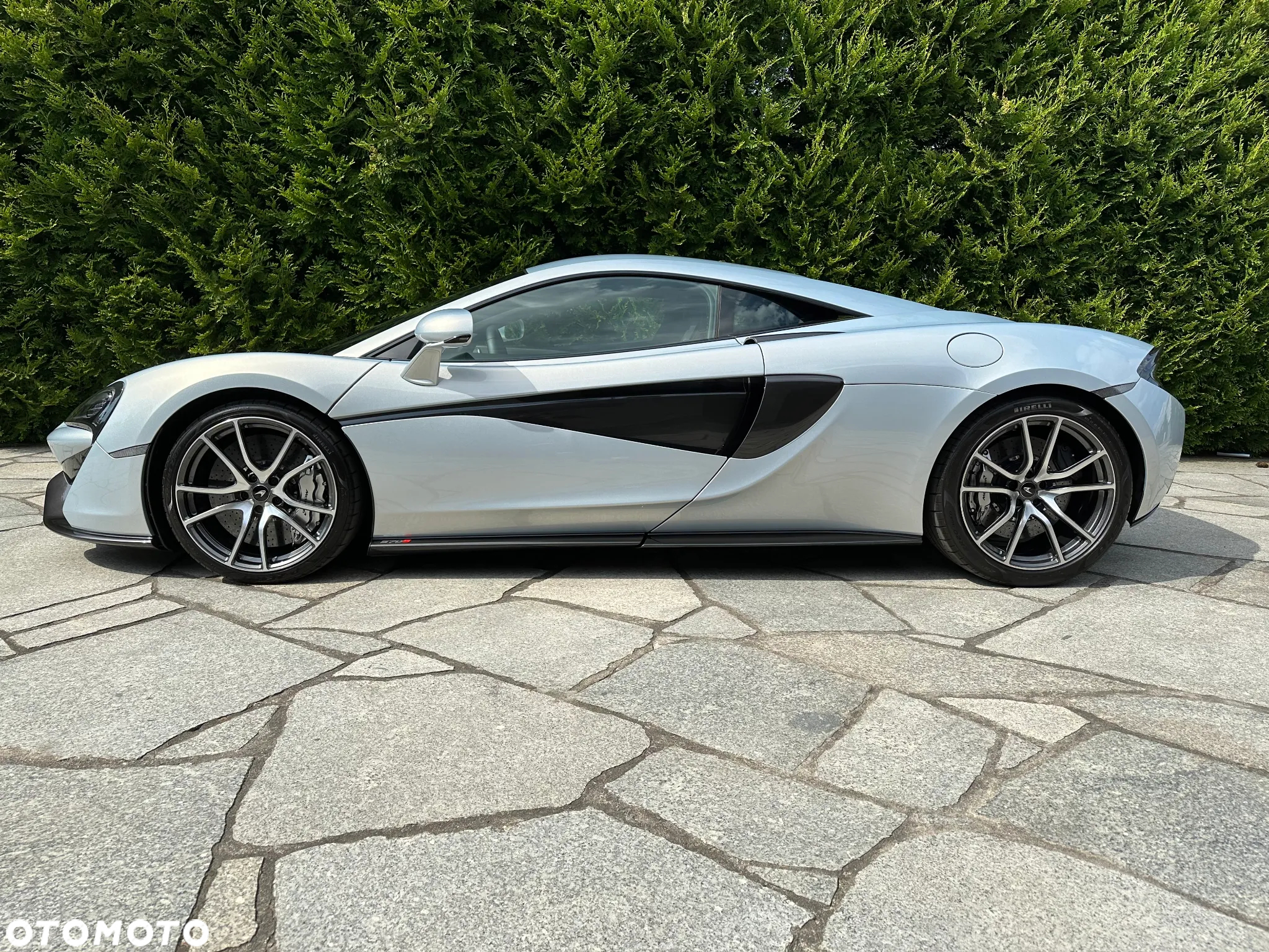 McLaren 570S Coupe ver-standard - 9