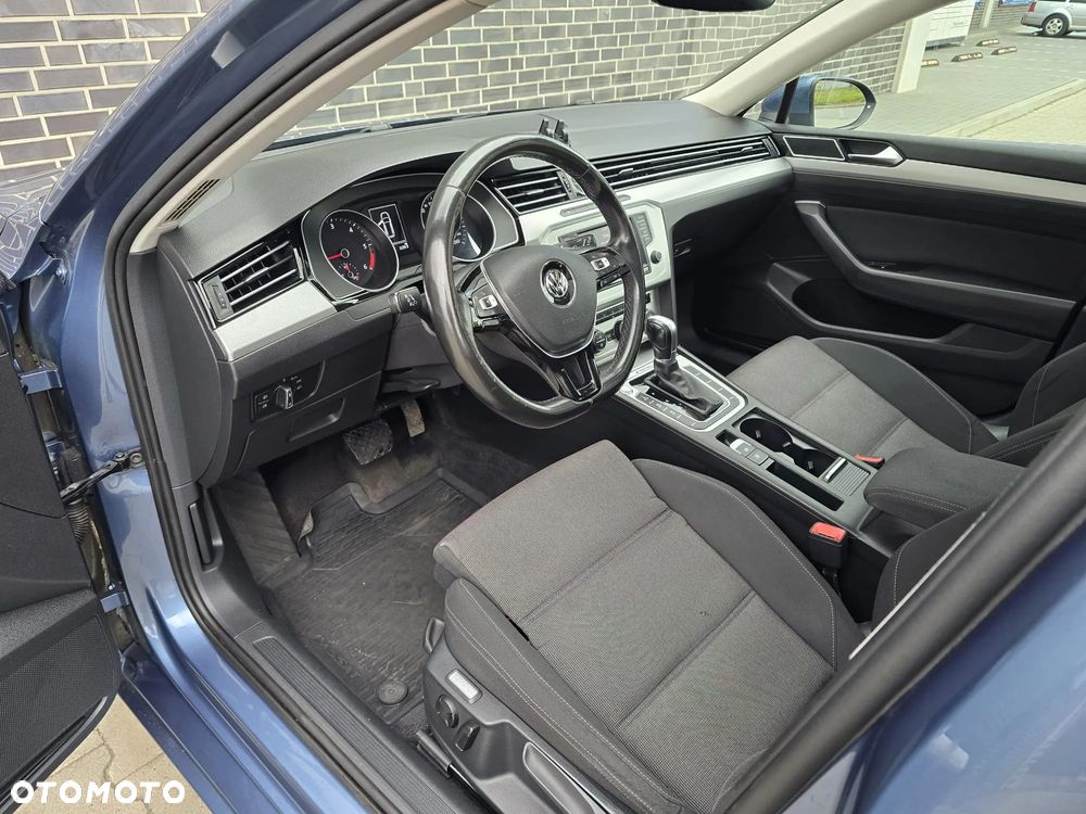 Volkswagen Passat 2.0 TDI SCR 4Motion DDG Highline - 15