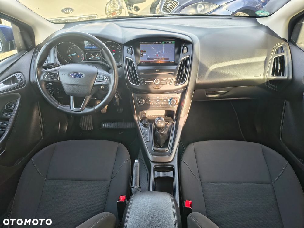 Ford Focus 1.0 EcoBoost 99g Start-Stopp-System Business Edition - 25